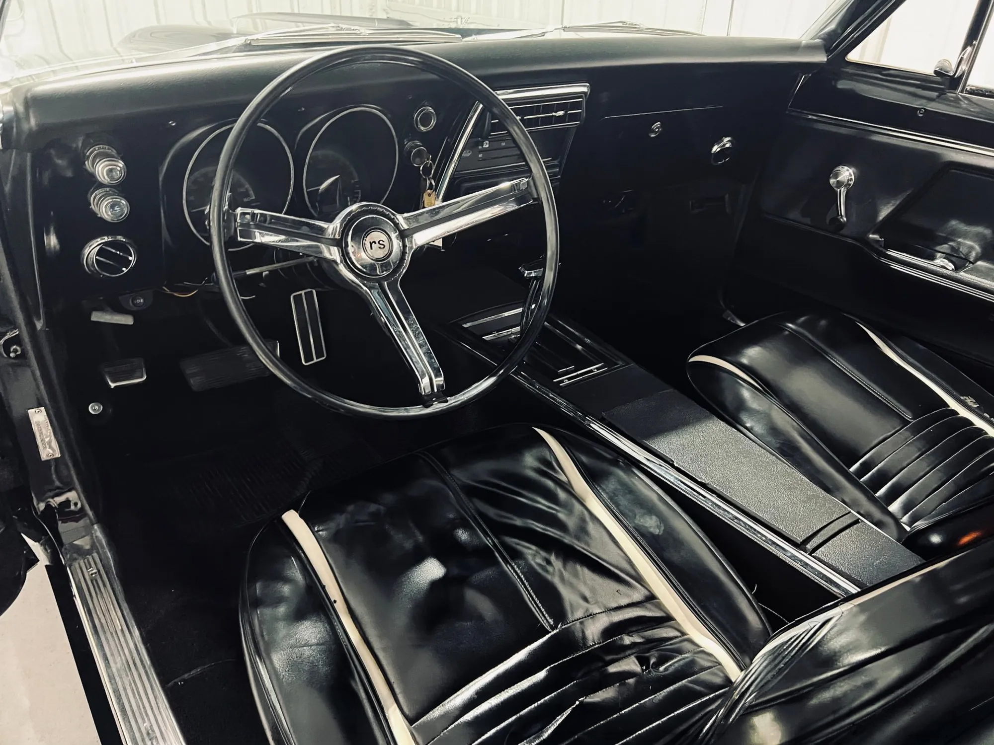 1967 CHEVROLET CAMARO - Image 10